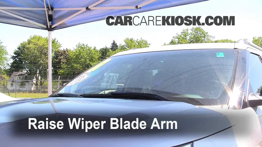 2011 Ford Explorer XLT 3.5L V6 Windshield Wiper Blade (Front) Replace Wiper Blades